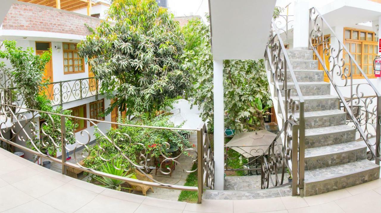 El Huerto Hostel Ica Esterno foto